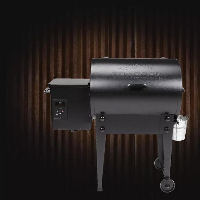 Traeger Tailgater Pellet Grill - Black