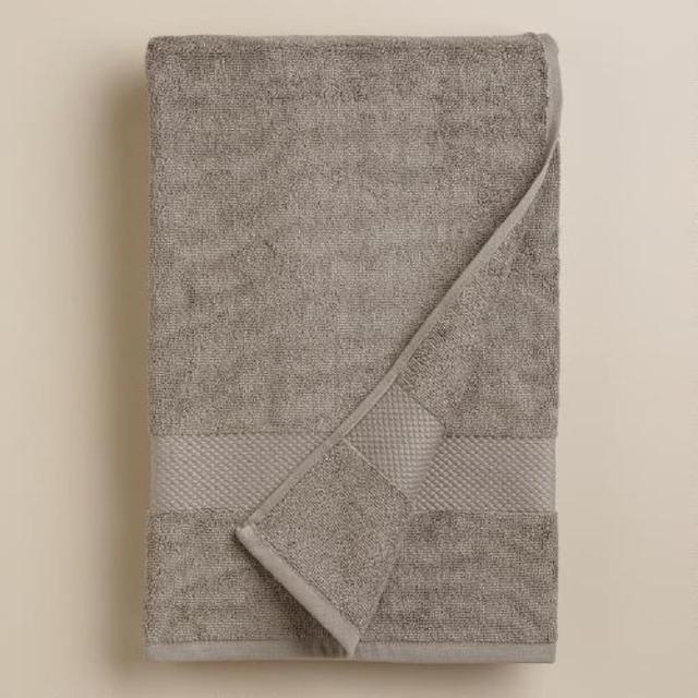 Frost Gray Bath Towel