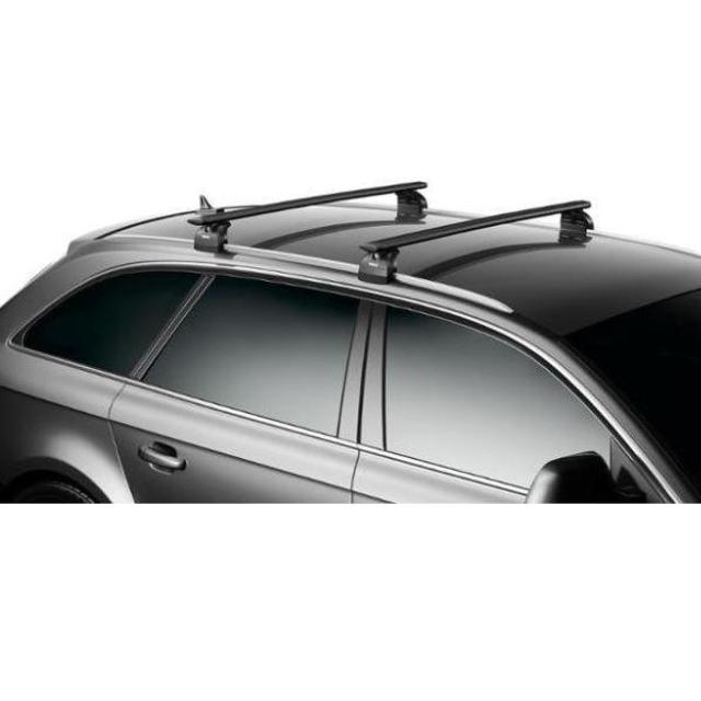 Kayak rack: AeroBlade Roof Bars