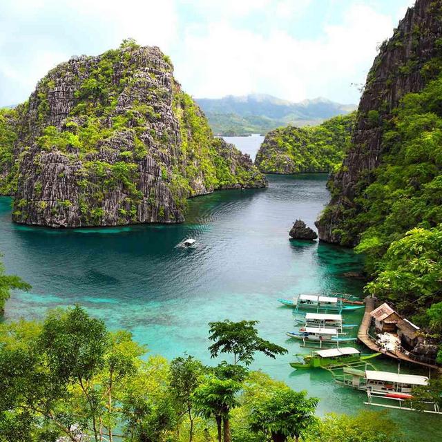 Island Adventures in the Philippines - Palawan