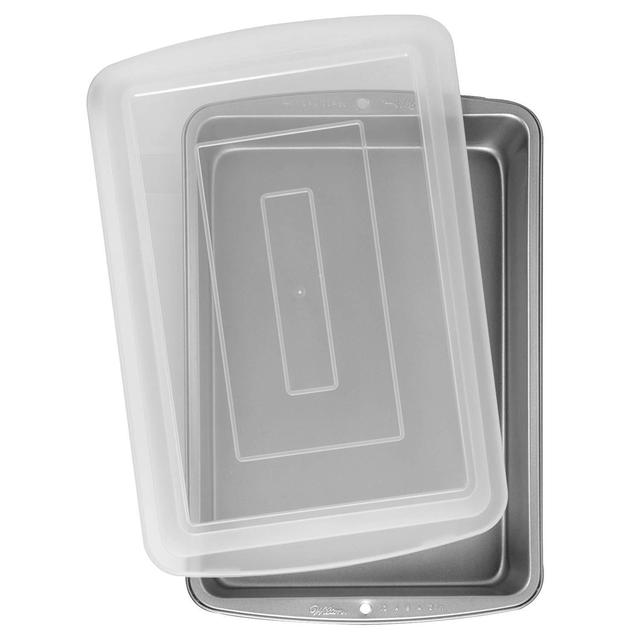 Wilton Recipe Right 13 x 9 Oblong Pan with Cover