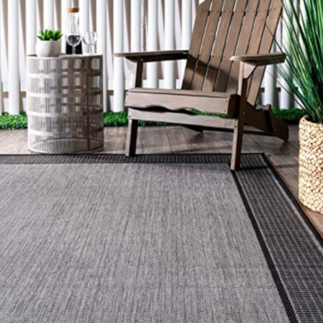 9' x 14 ' Outdoor Rug - Grey/Black