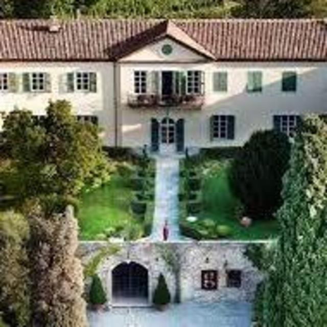 Stay at Relais San Maurizio - Barolo Hills