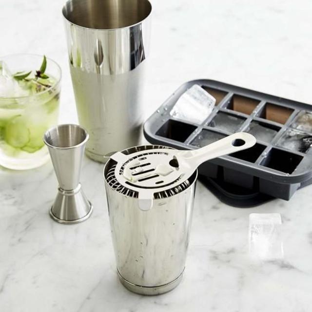W&P Shaken Cocktail Set