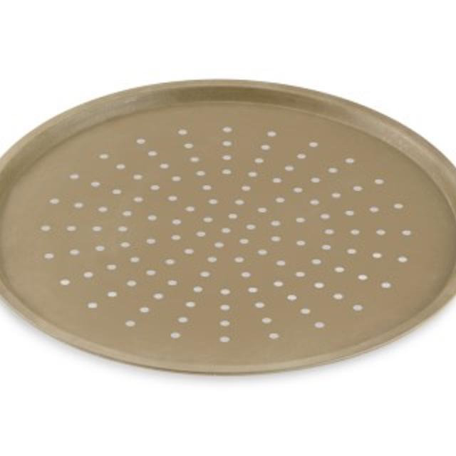 Williams Sonoma Goldtouch® Nonstick Pizza Crisper