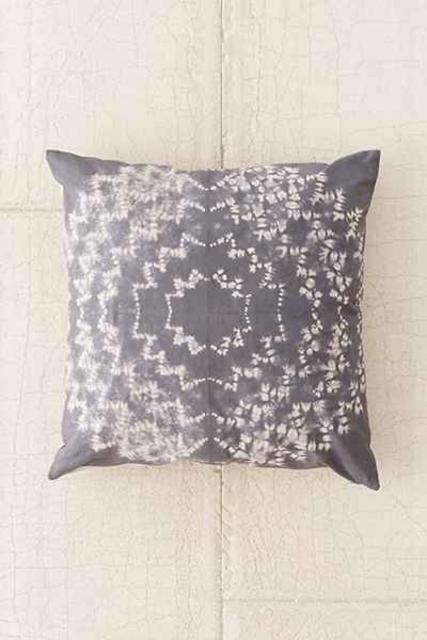 Tyler Radial Dye Oversized Pillow