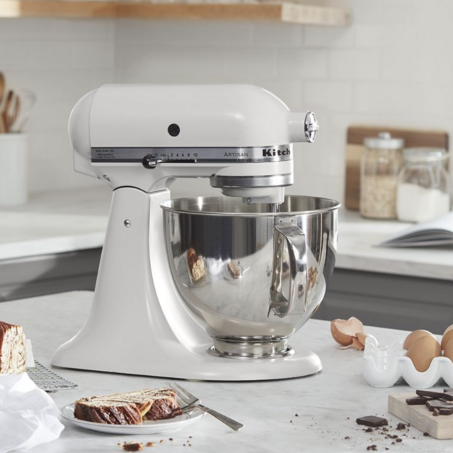 KitchenAid Stand Mixer in Milkshake