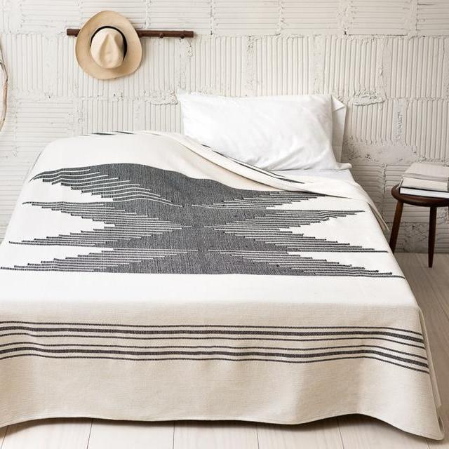 Eagle Blanket - Queen