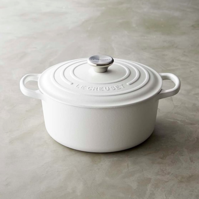 Le Creuset Signature Cast-Iron Matte Dutch Oven in White