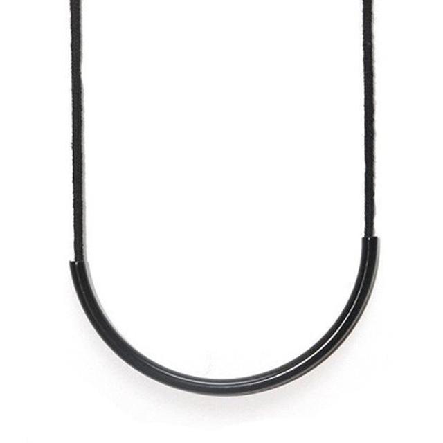 The Black Standard Necklace-Black