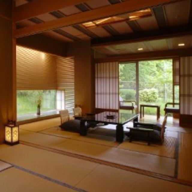 2-night stay in Japanese ryokan