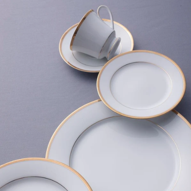 MESA_ vajilla noritake porcelana 96 piezas