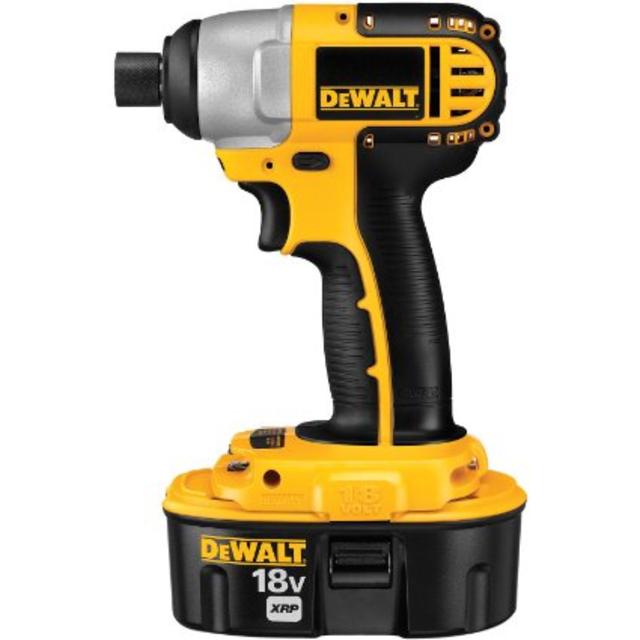 DEWALT DC825KA 18-Volt Compact Impact Driver