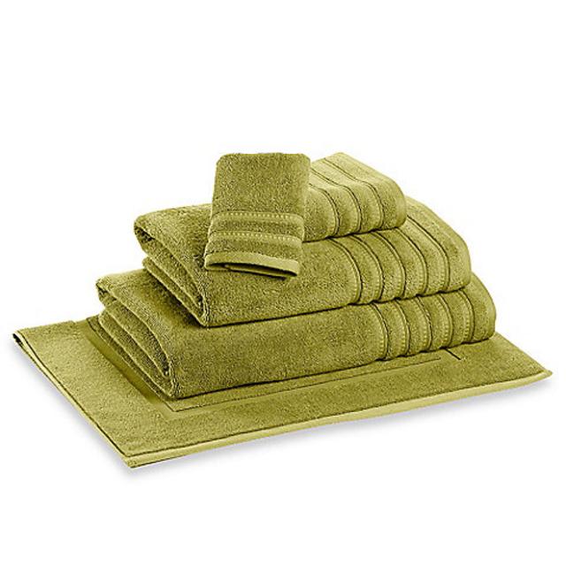 DKNY Luxe Hand Towel in Leaf