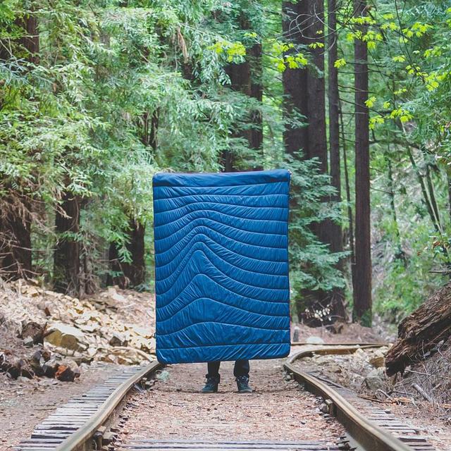 Deepwater Puffy Camp Blanet