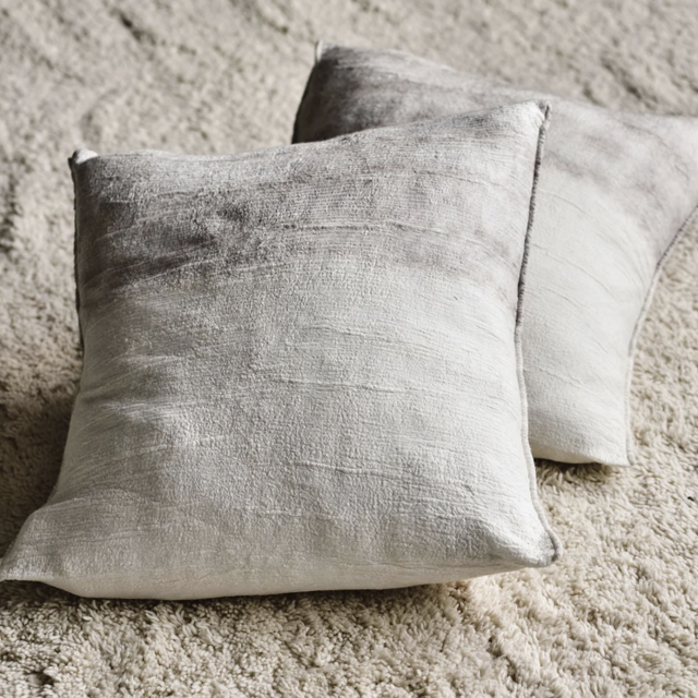 Nuno Pillow 16" x 24"