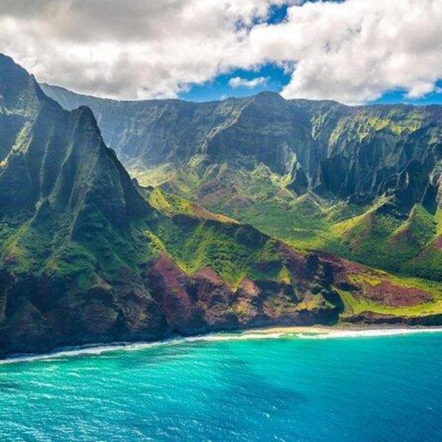 Sunset Napali Coast Catamaran Boat Tour and Dinner