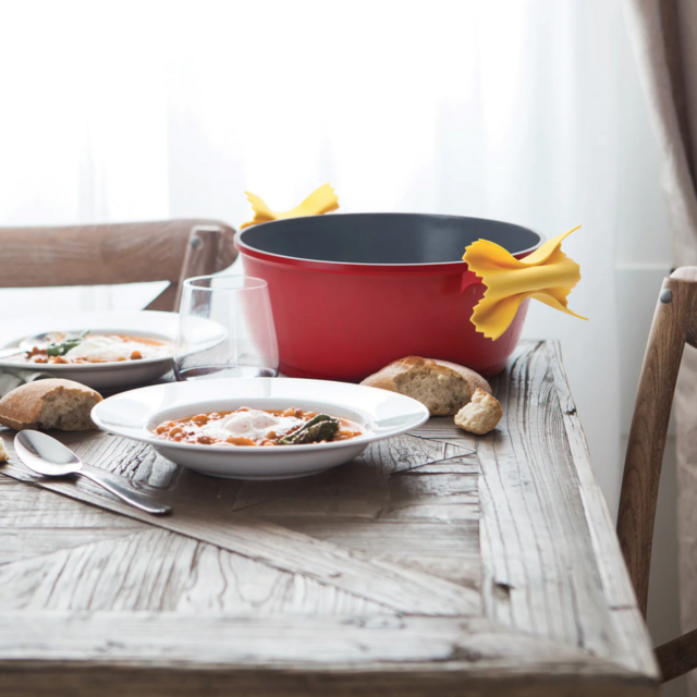 Farfalloni Pasta Pot Grips - Set of 2