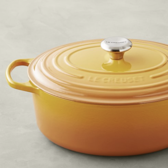 Oval Dutch Oven - 6.75 Quarts, Nectar