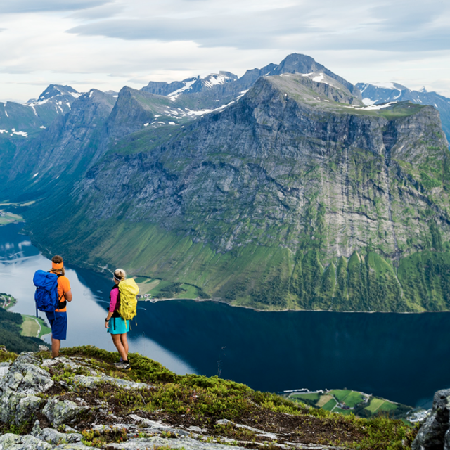 Hiking and Exploring the Fjords on our Honeymoon in Norway
