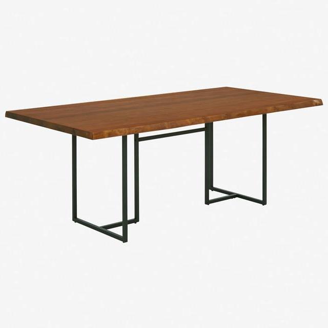 Hasse Dining Table